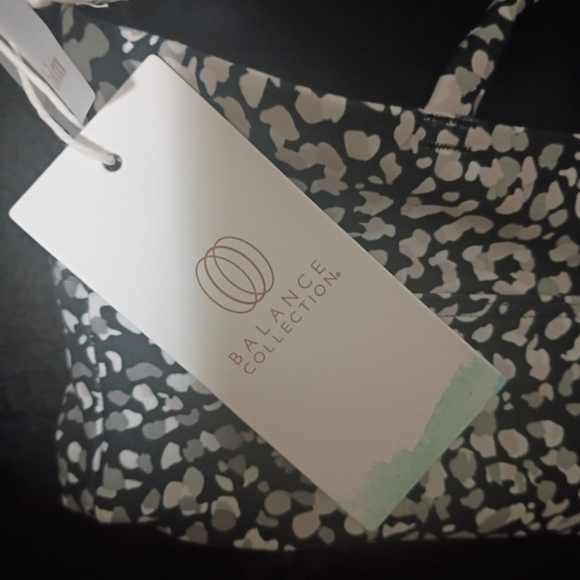 Balance Collection Sports Bra Small - Picture 4 of 9